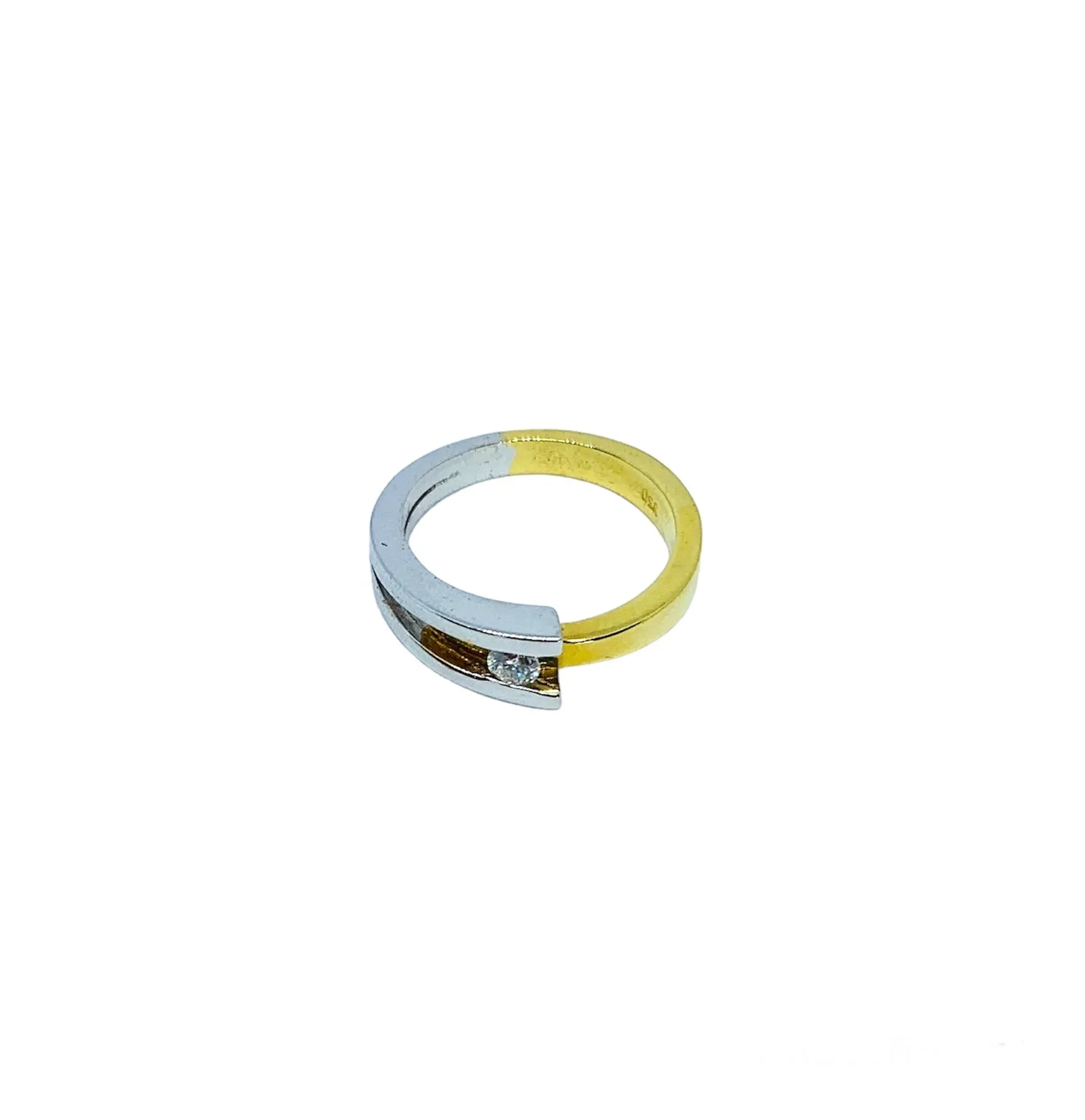 Diamond ring 18k